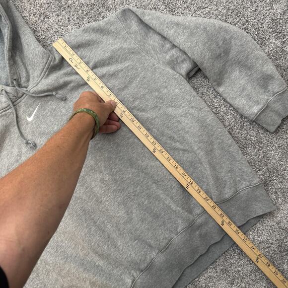 Nike Hoodie Mens Medium Gray Pullover Sweatshirt Swoosh Logo Fleece Athletic - Picture 2 of 10